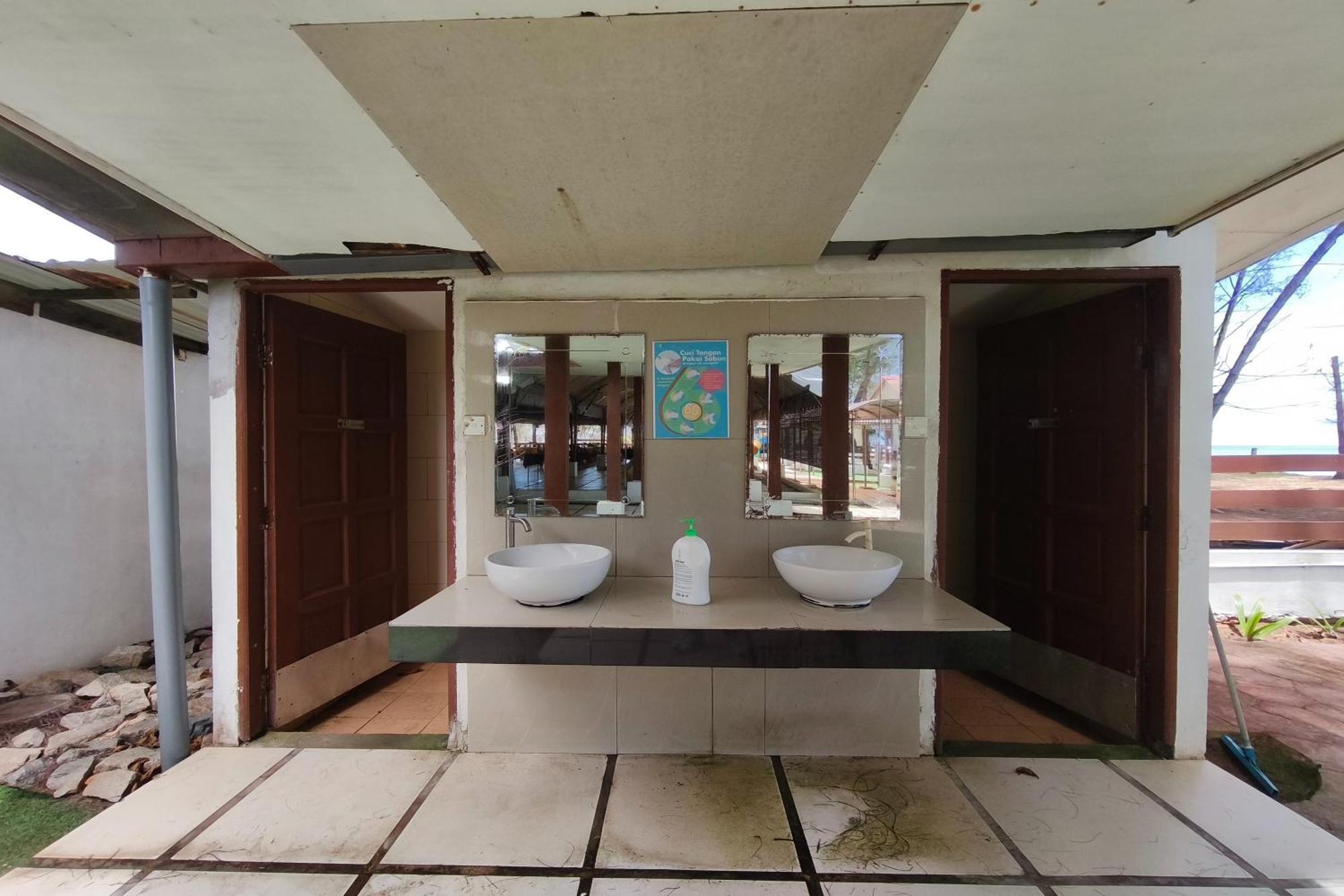 Alsafina Kijal Beach Resort & Restaurant Bagian luar foto