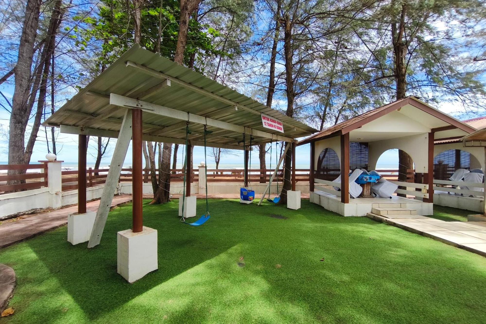 Alsafina Kijal Beach Resort & Restaurant Bagian luar foto
