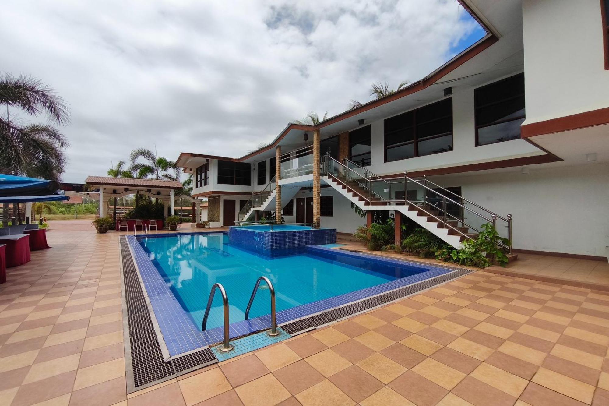 Alsafina Kijal Beach Resort & Restaurant Bagian luar foto