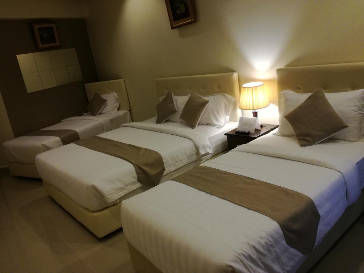 Alsafina Kijal Beach Resort & Restaurant Bagian luar foto